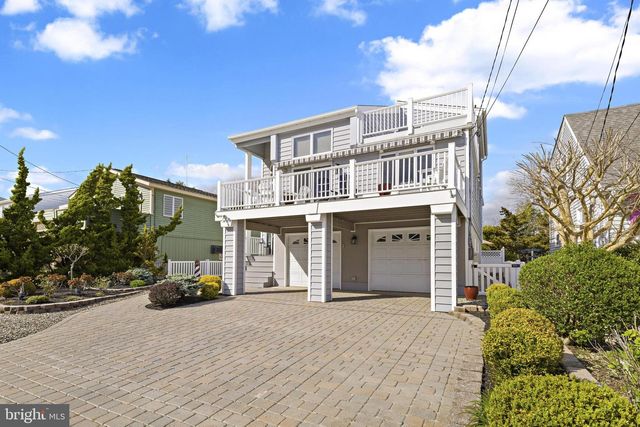 331 N 2ND ST, Surf City, NJ 08008