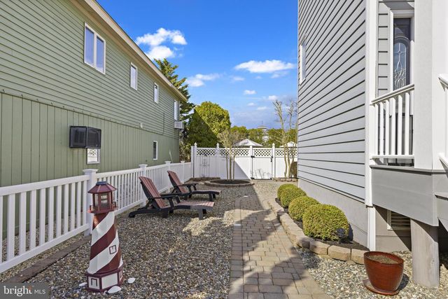 331 N 2ND ST, Surf City, NJ 08008