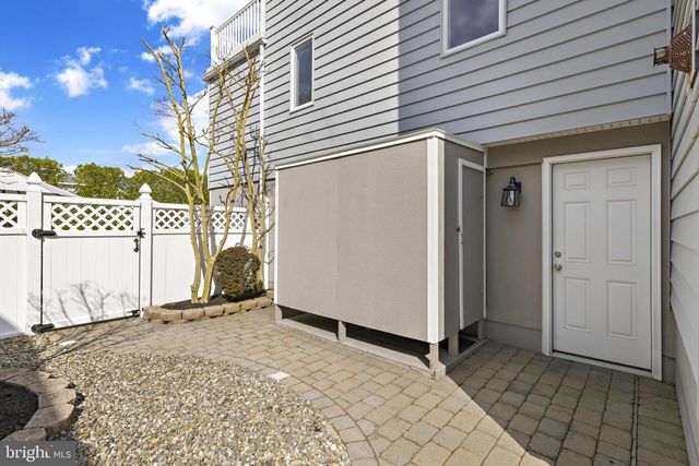 331 N 2ND ST, Surf City, NJ 08008
