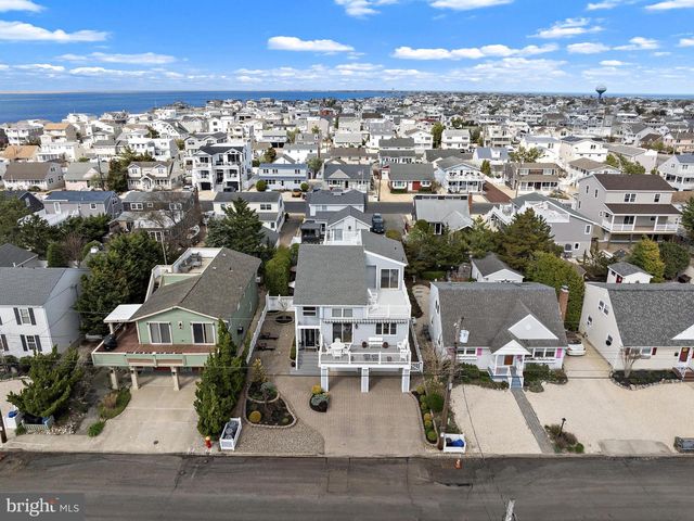 331 N 2ND ST, Surf City, NJ 08008