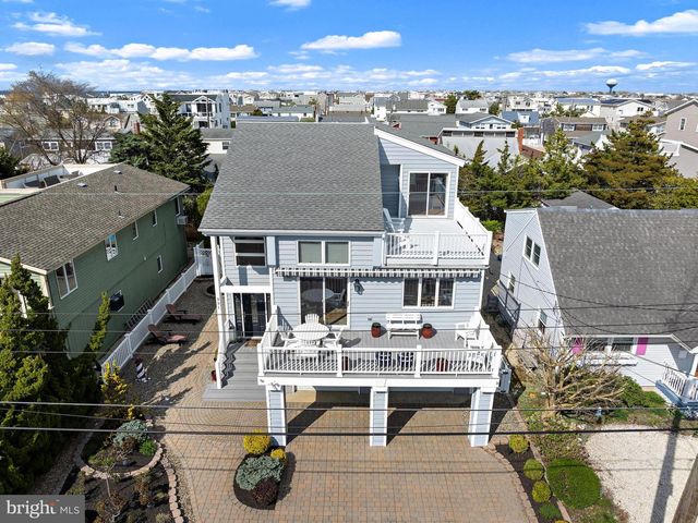 331 N 2ND ST, Surf City, NJ 08008
