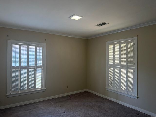 14 Jefferson Place, Pine Bluff, AR 71603