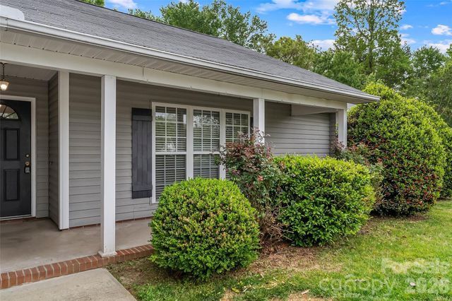 114 Hawks Nest Drive, Fletcher, NC 28732