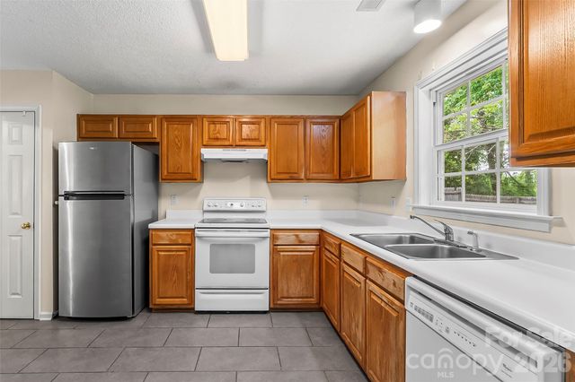 114 Hawks Nest Drive, Fletcher, NC 28732