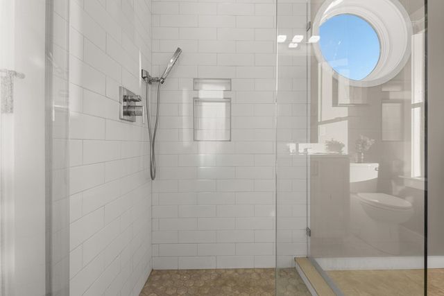 33 LITTLE BAY Drive, Dover, NH 03820