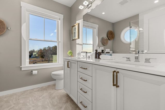 33 LITTLE BAY Drive, Dover, NH 03820