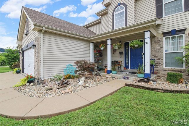 4926 Romaine Spring Drive, Fenton, MO 63026