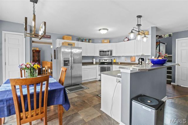 4926 Romaine Spring Drive, Fenton, MO 63026
