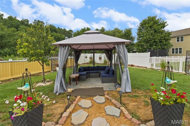 4926 Romaine Spring Drive, Fenton, MO 63026