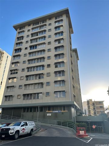 2651 Kuilei Street B23, Honolulu, HI 96826