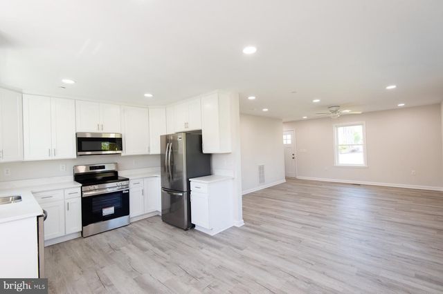 109 RAILROAD AVE, East New Market, MD 21631