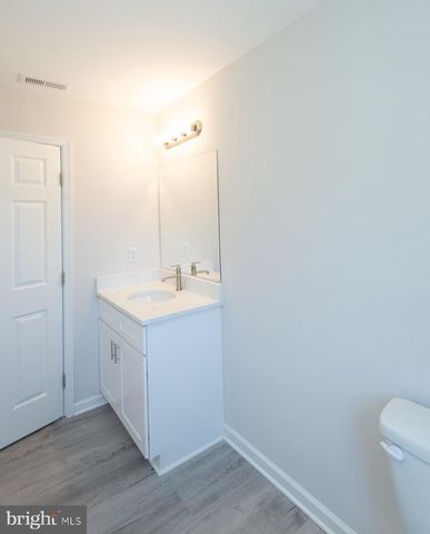 109 RAILROAD AVE, East New Market, MD 21631