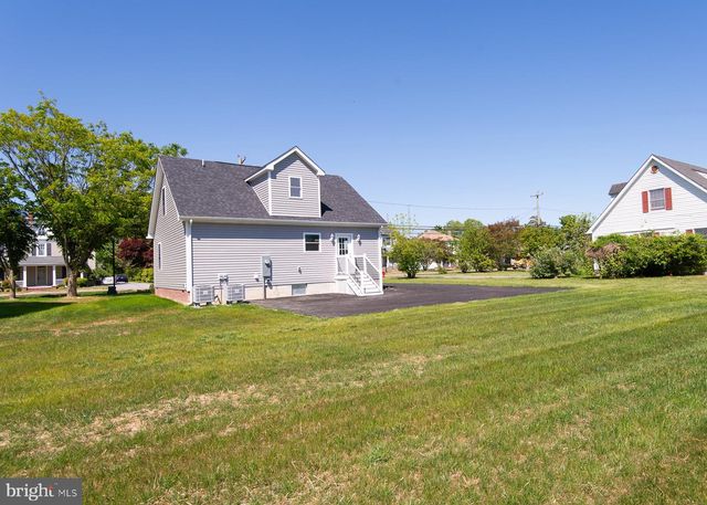 109 RAILROAD AVE, East New Market, MD 21631
