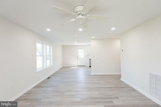 109 RAILROAD AVE, East New Market, MD 21631