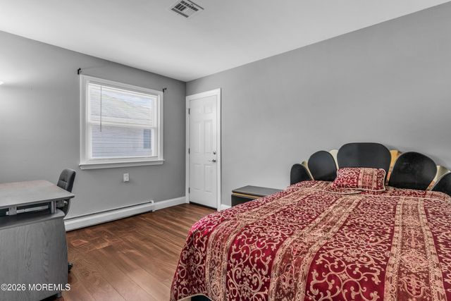 62 Fort De France Avenue, Toms River, NJ 08757