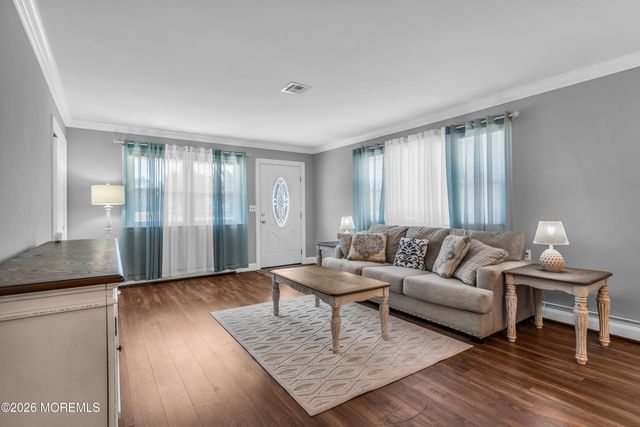 62 Fort De France Avenue, Toms River, NJ 08757