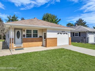 62 Fort De France Avenue, Toms River, NJ 08757