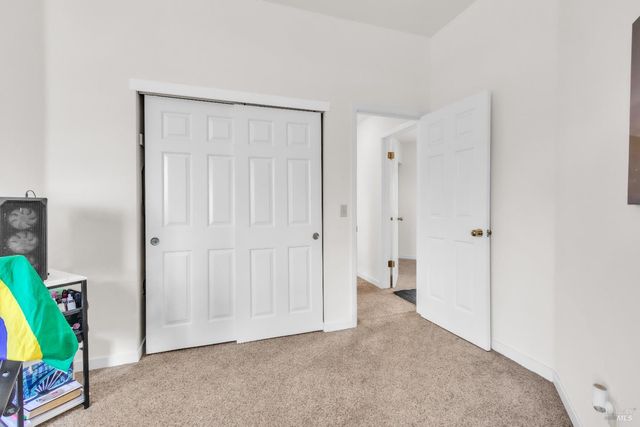 16 Arrowhead Ct, Petaluma, CA 94954