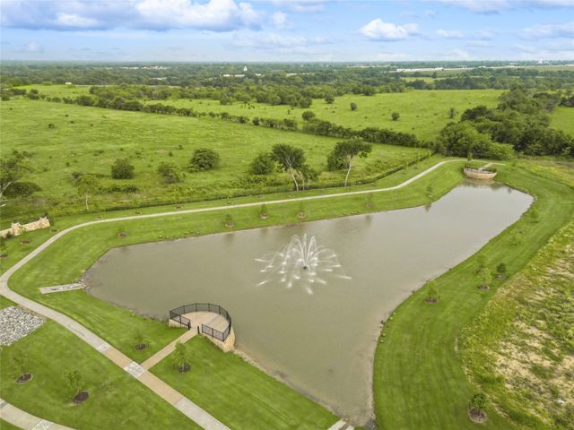 1310 Beaumont Lane, Red Oak, TX 75154