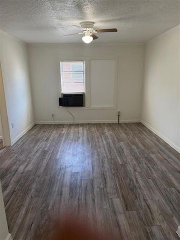 632 16th Street, Lake Charles, LA 70601