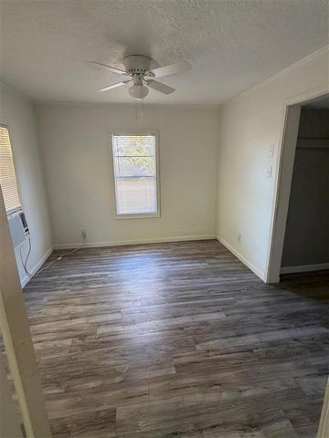 632 16th Street, Lake Charles, LA 70601