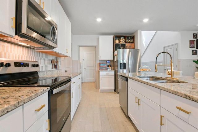 3610 RADIANT MOUNTAIN DRIVE, Plant City, FL 33565