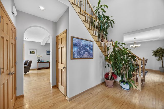 2719 Rocky Creek Lane NE, Rochester, MN 55906