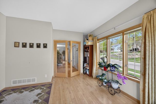 2719 Rocky Creek Lane NE, Rochester, MN 55906