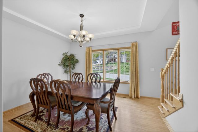 2719 Rocky Creek Lane NE, Rochester, MN 55906