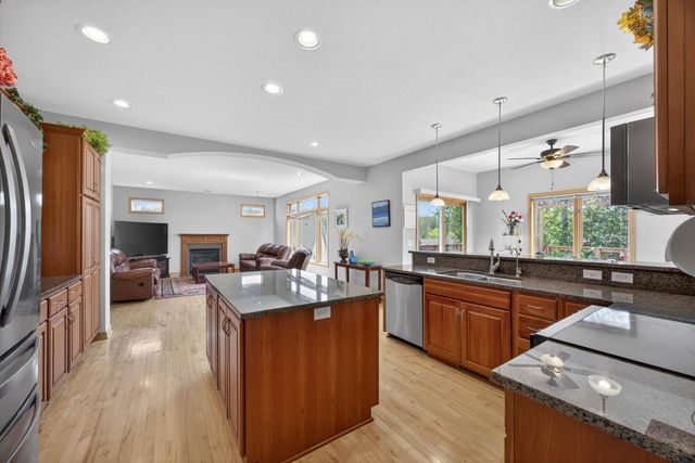 2719 Rocky Creek Lane NE, Rochester, MN 55906