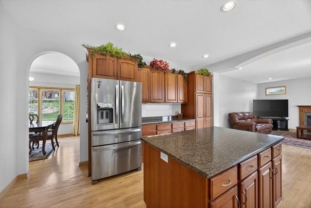 2719 Rocky Creek Lane NE, Rochester, MN 55906
