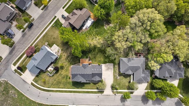 2719 Rocky Creek Lane NE, Rochester, MN 55906