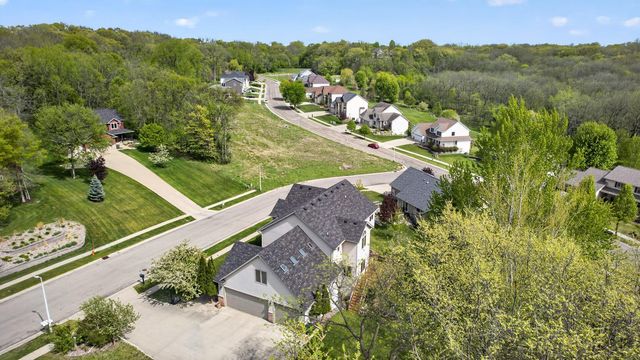 2719 Rocky Creek Lane NE, Rochester, MN 55906