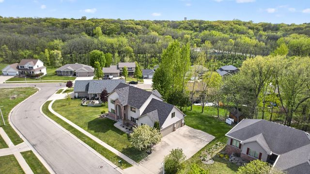 2719 Rocky Creek Lane NE, Rochester, MN 55906