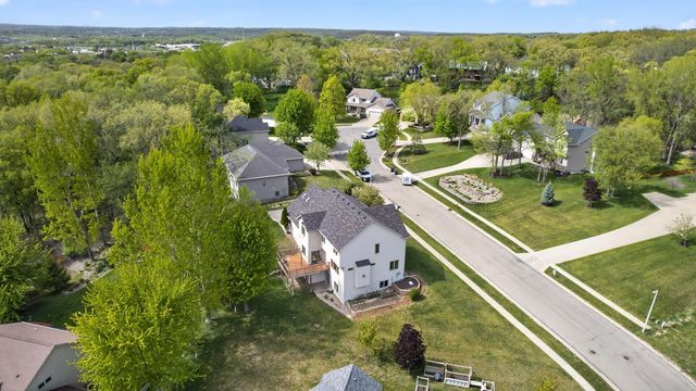 2719 Rocky Creek Lane NE, Rochester, MN 55906