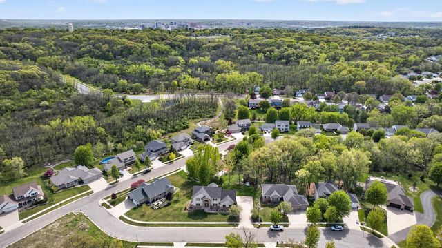 2719 Rocky Creek Lane NE, Rochester, MN 55906
