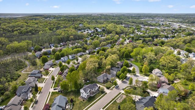 2719 Rocky Creek Lane NE, Rochester, MN 55906