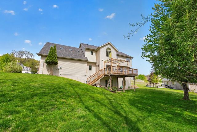 2719 Rocky Creek Lane NE, Rochester, MN 55906