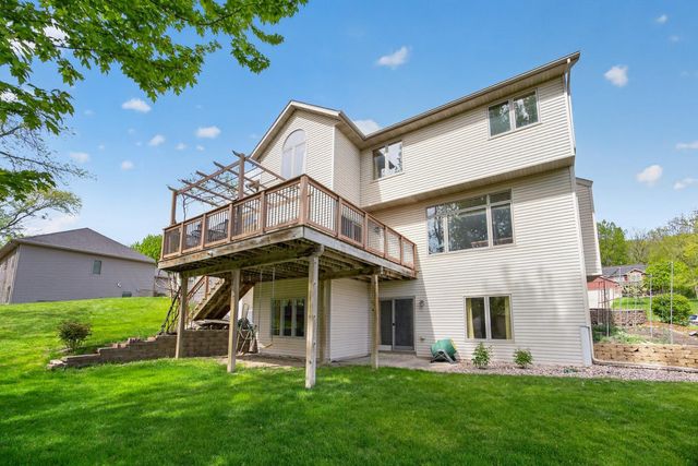 2719 Rocky Creek Lane NE, Rochester, MN 55906