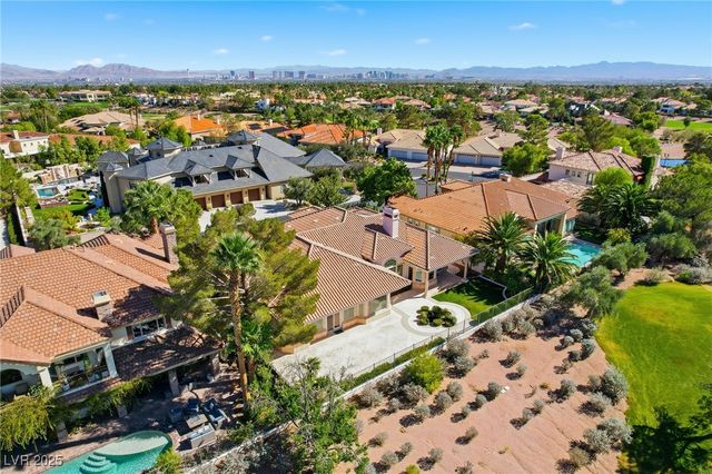 2017 Eagle Trace Way, Las Vegas, NV 89117