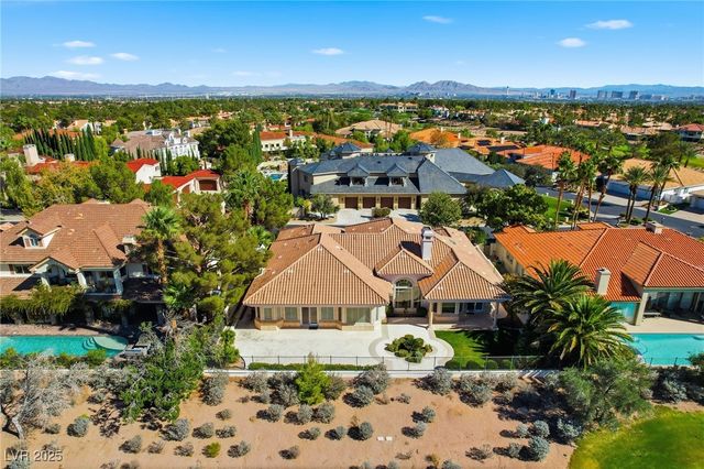 2017 Eagle Trace Way, Las Vegas, NV 89117