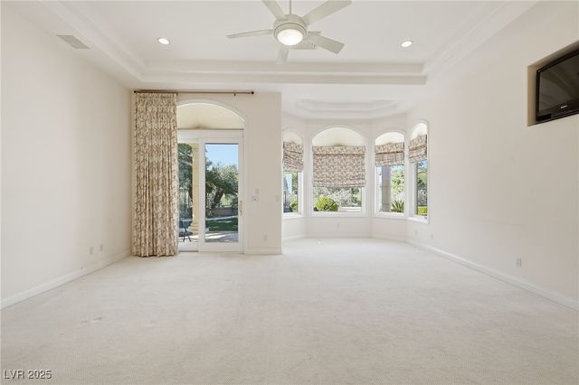 2017 Eagle Trace Way, Las Vegas, NV 89117