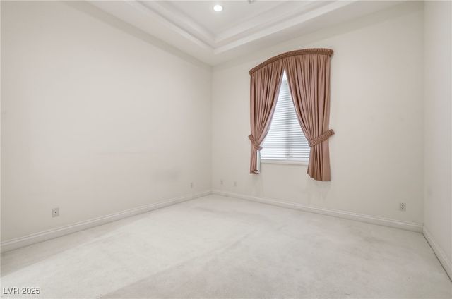 2017 Eagle Trace Way, Las Vegas, NV 89117