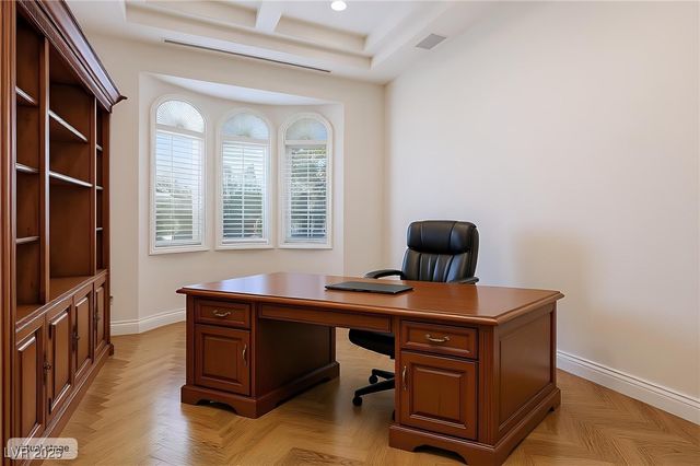 2017 Eagle Trace Way, Las Vegas, NV 89117