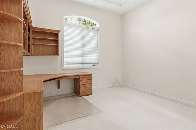 2017 Eagle Trace Way, Las Vegas, NV 89117