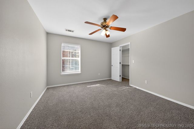 1907 W Rockport Place, Broken Arrow, OK 74012