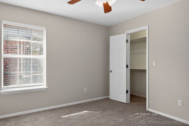 1907 W Rockport Place, Broken Arrow, OK 74012