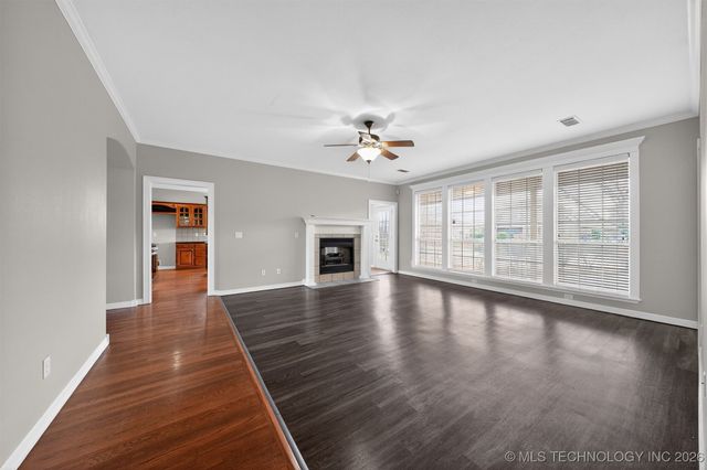 1907 W Rockport Place, Broken Arrow, OK 74012