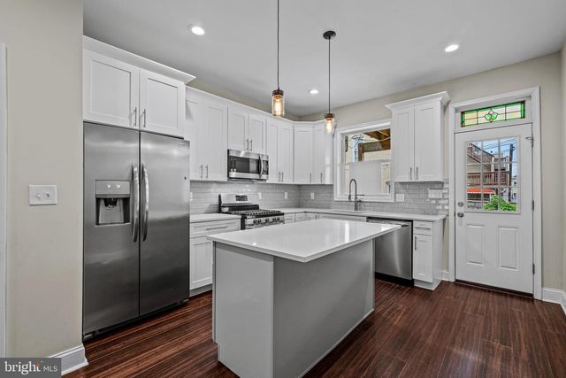 3130 FOSTER AVE, Baltimore, MD 21224