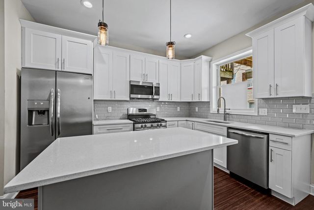 3130 FOSTER AVE, Baltimore, MD 21224